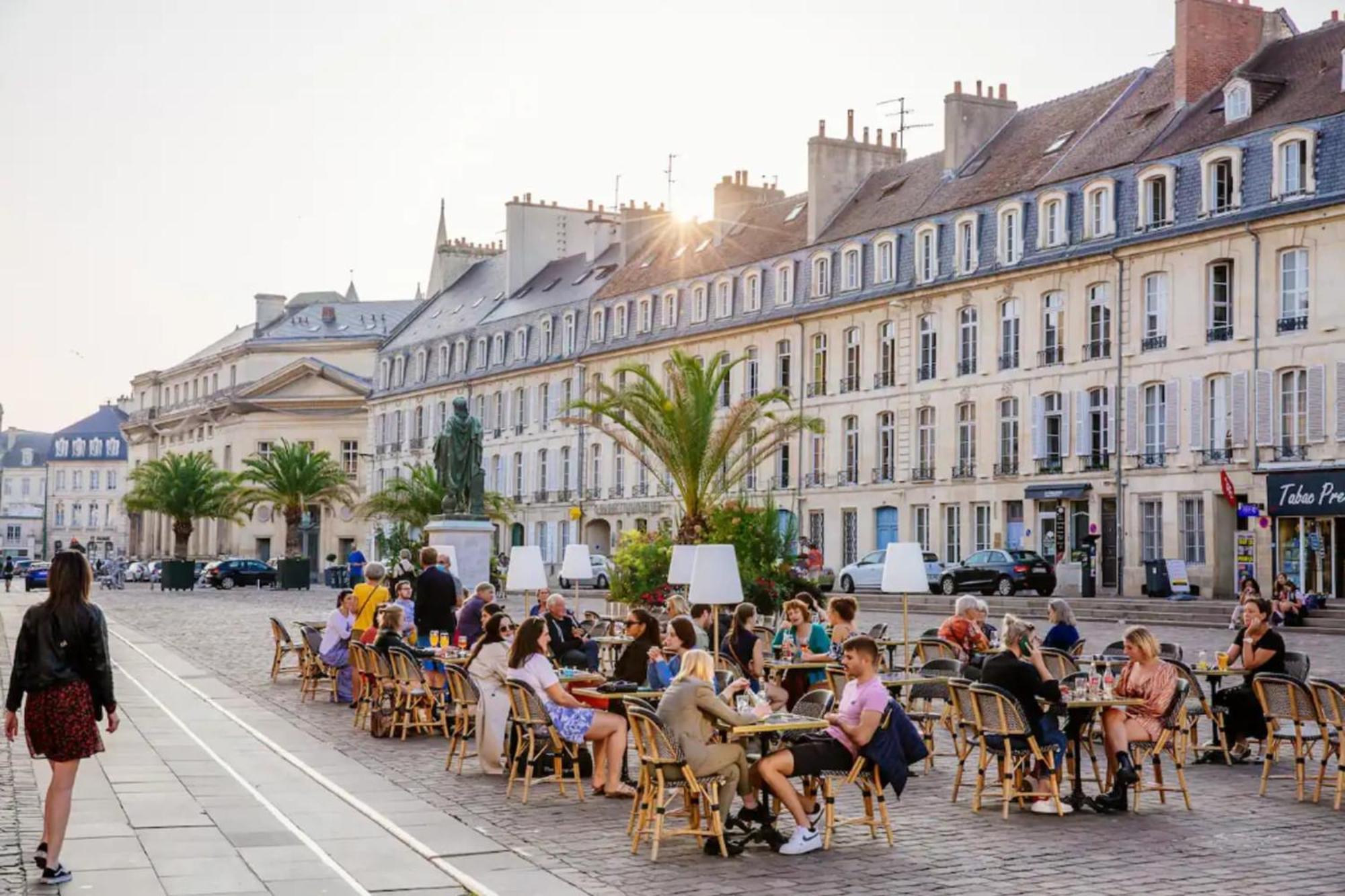Le St-Laurent - Magnifique Triplex - Calme كان المظهر الخارجي الصورة